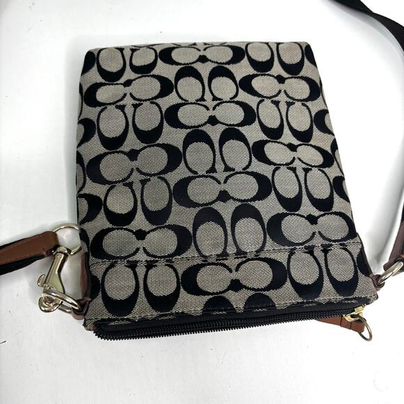 Coach Signature Snake Print Crossbody Bag Leather, Canvas - Picture 7 of 10